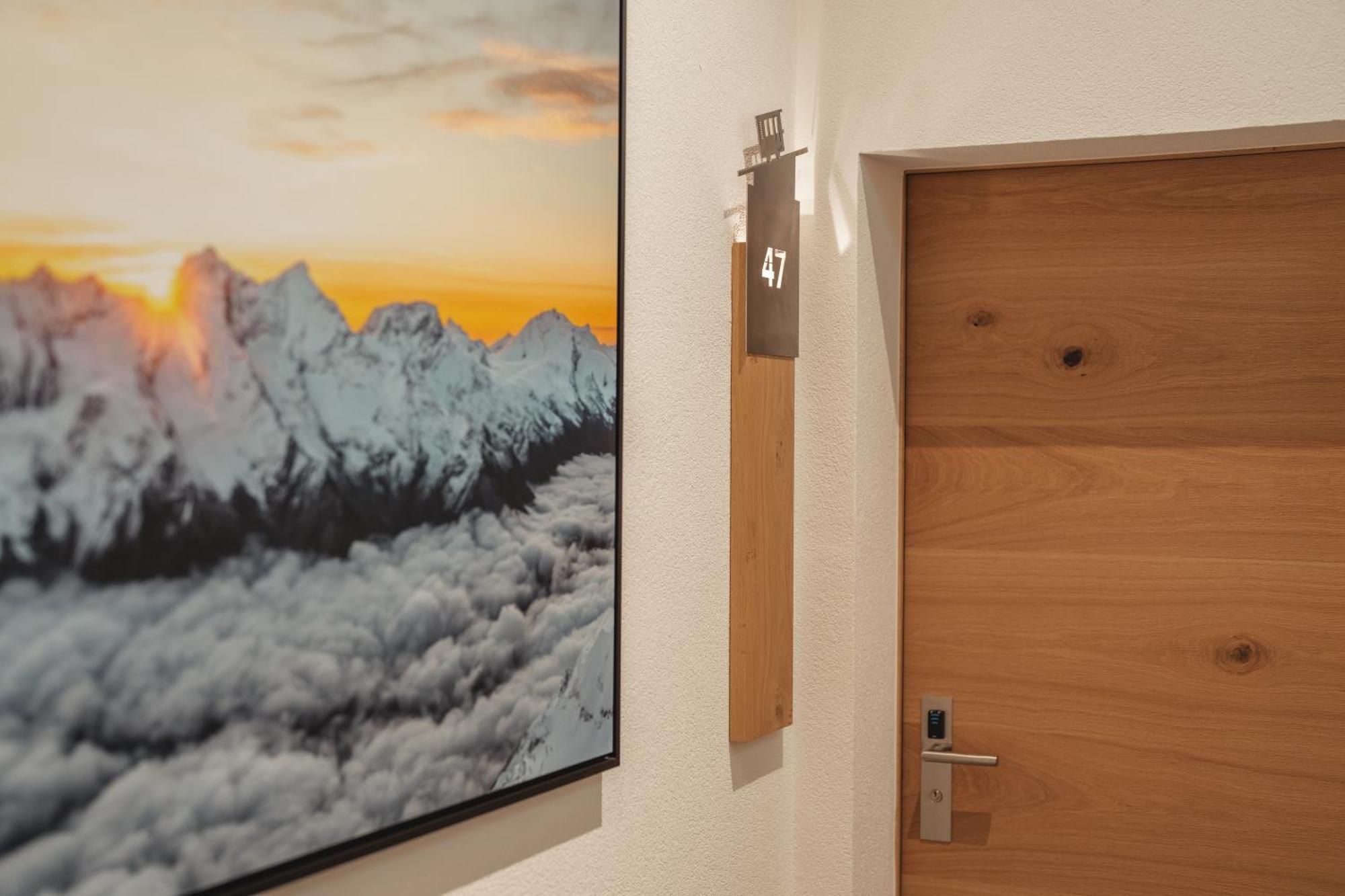 Hotel Porta Cervino Täsch Екстериор снимка