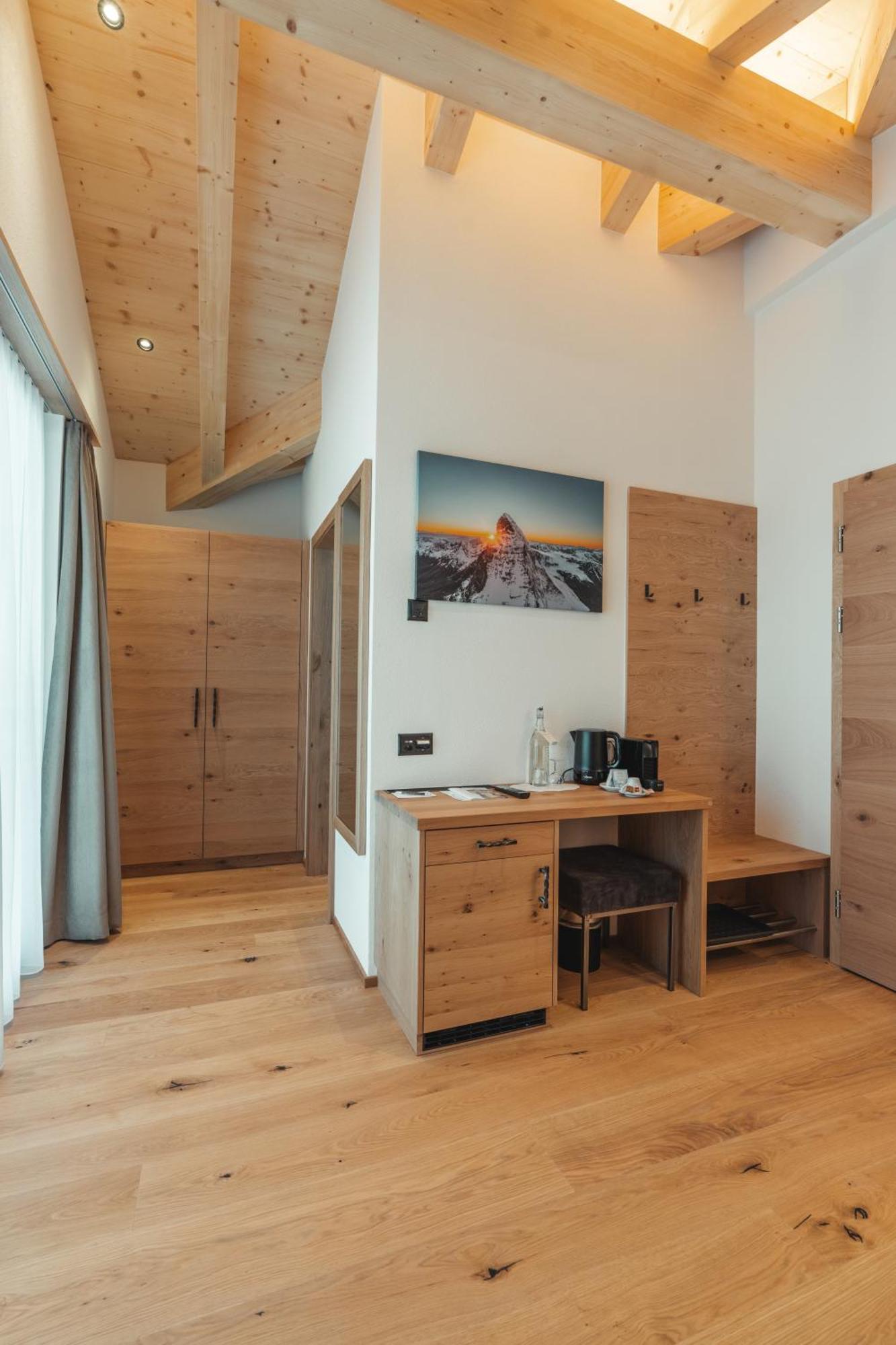 Hotel Porta Cervino Täsch Екстериор снимка